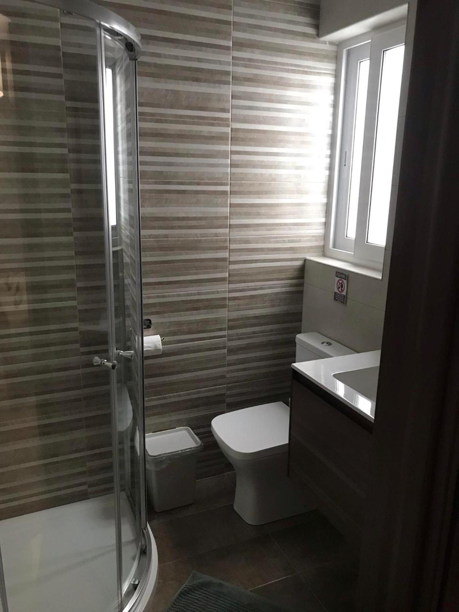 Centrally Located, Well Equipped, Stylish Flat. San Pawl il-Baħar Kültér fotó