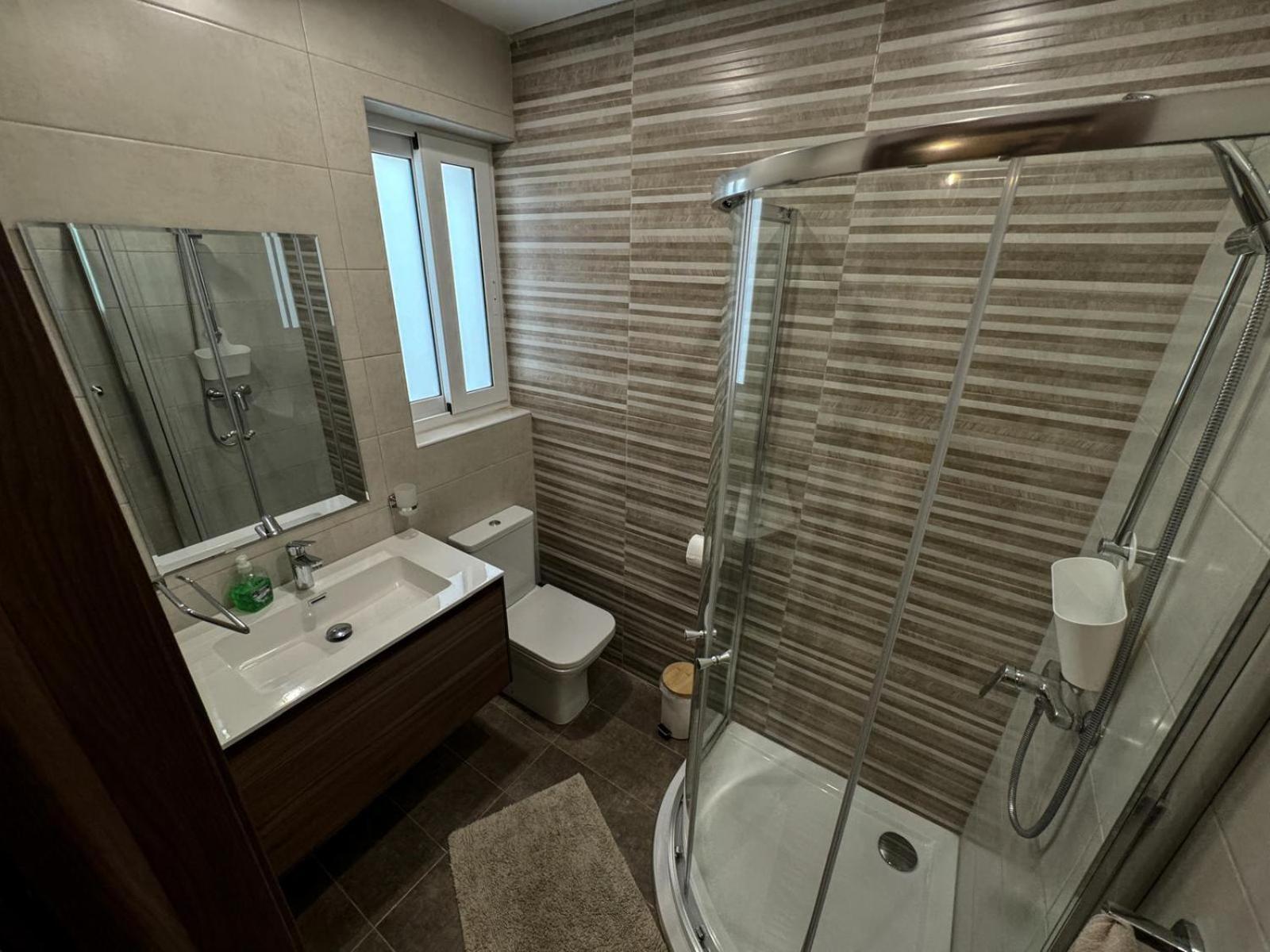 Centrally Located, Well Equipped, Stylish Flat. San Pawl il-Baħar Kültér fotó