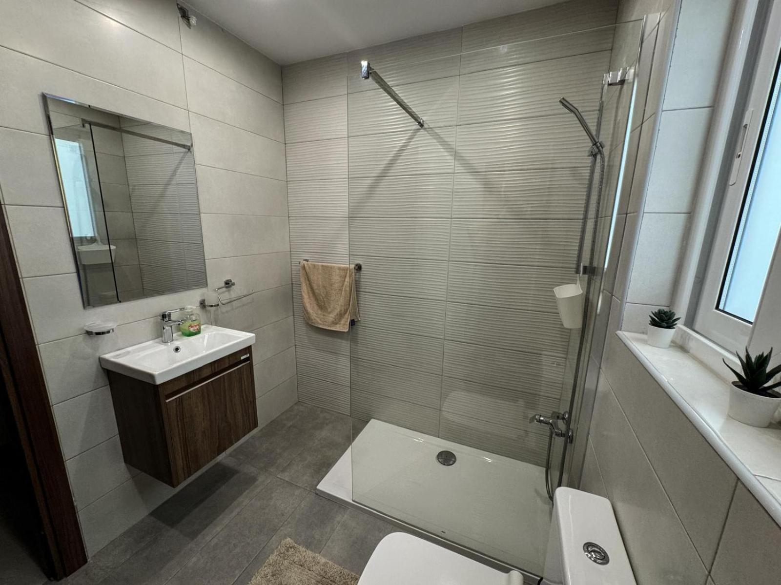 Centrally Located, Well Equipped, Stylish Flat. San Pawl il-Baħar Kültér fotó