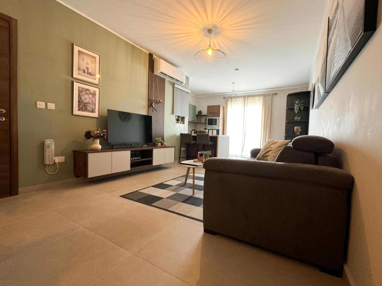 Centrally Located, Well Equipped, Stylish Flat. San Pawl il-Baħar Kültér fotó